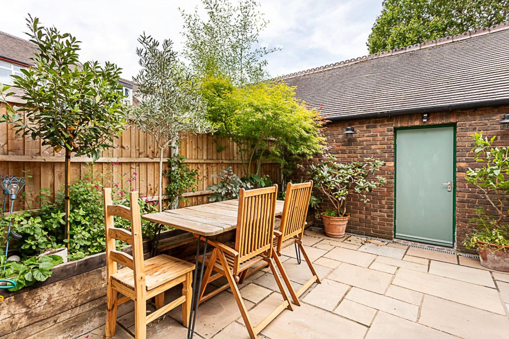 Terraced Bermondsey House Villa London Exterior photo